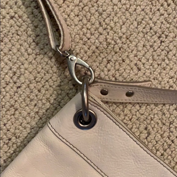 **NEW** Fossil purse - Picture 5 of 7